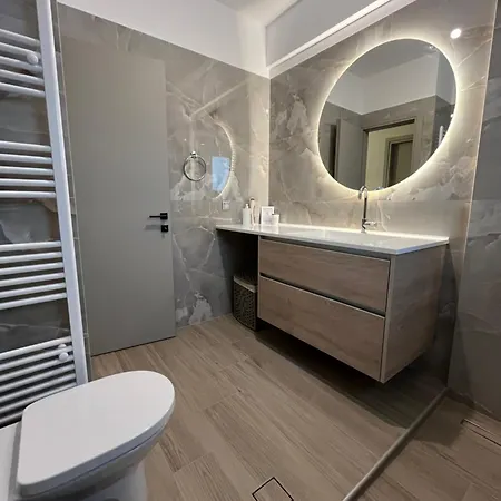 Maria Eirini Villa Lechaio