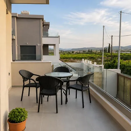 Luxury Family Near Villa Lechaio