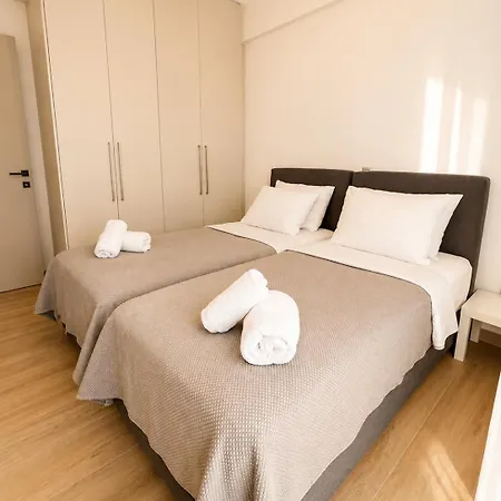Luxury Family Near Villa *
